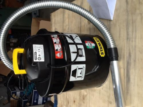 ASPIRADOR CINZA 18 LT 800 W